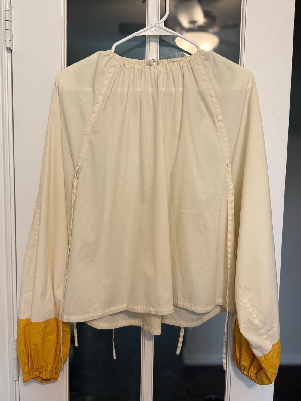 Moon J Cream Mustard Colorblock Balloon Sleeve Tie Detail Blouse Korea designer